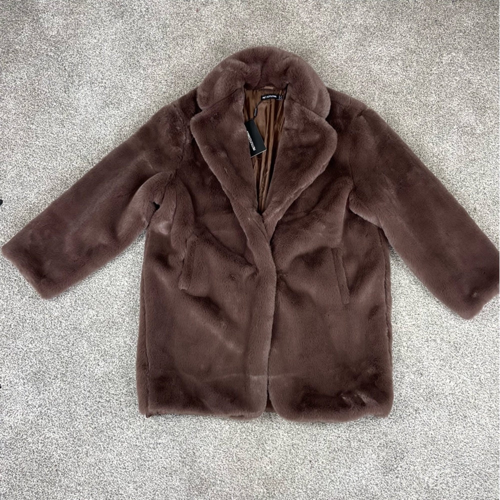 PrettyLittleThing PLT faux fur fuzzy coat midi size 12 NWT snap closure